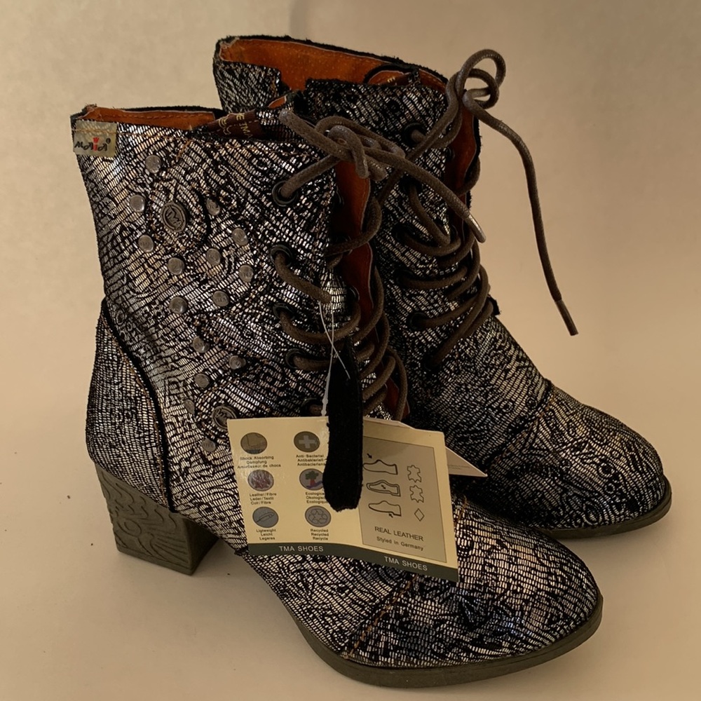 Black ‎ boots Studded Lace-up and Zipper Women's Leather Boots